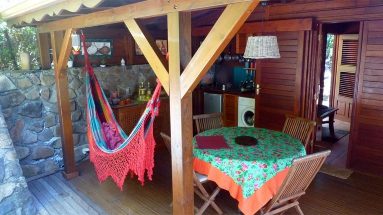 20ti kazterrasse location bungalow guadeloupe3 768x432