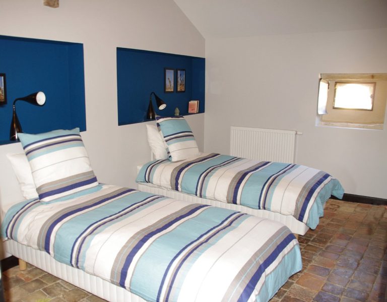 221438 180585975325511 3284298 o 768x599