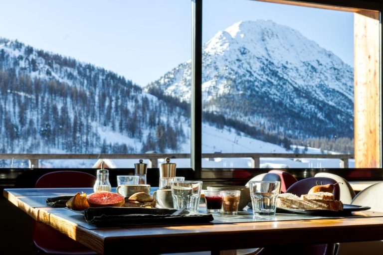 Anova Hotel 5 768x512