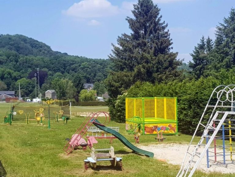 Camping le Rocher de la Vierge 4 768x577