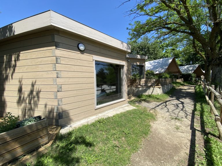 eco lodges domaine de chantesse 6 768x576