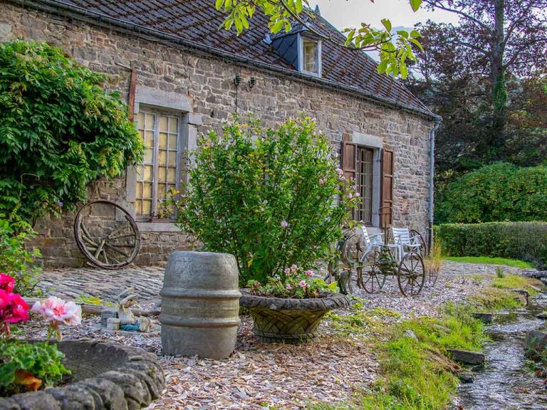 petit gite 2 personnes givet 1 768x576